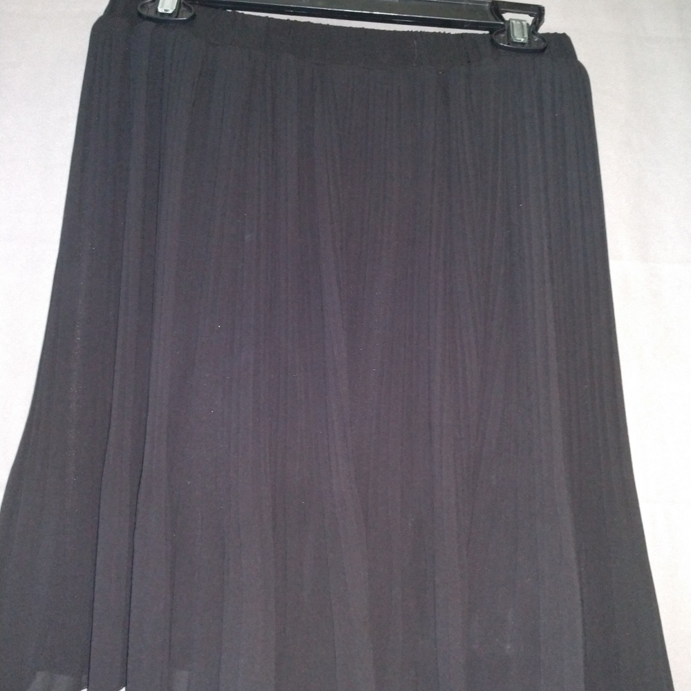 Allegra pleated mini skirt